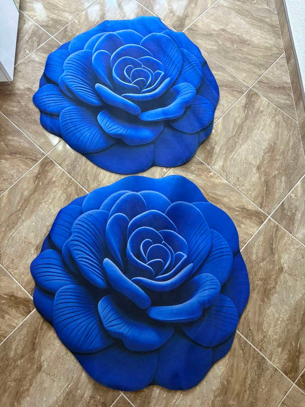 🌹 3D Cvjetna podna prostirka 1+1 GRATIS!