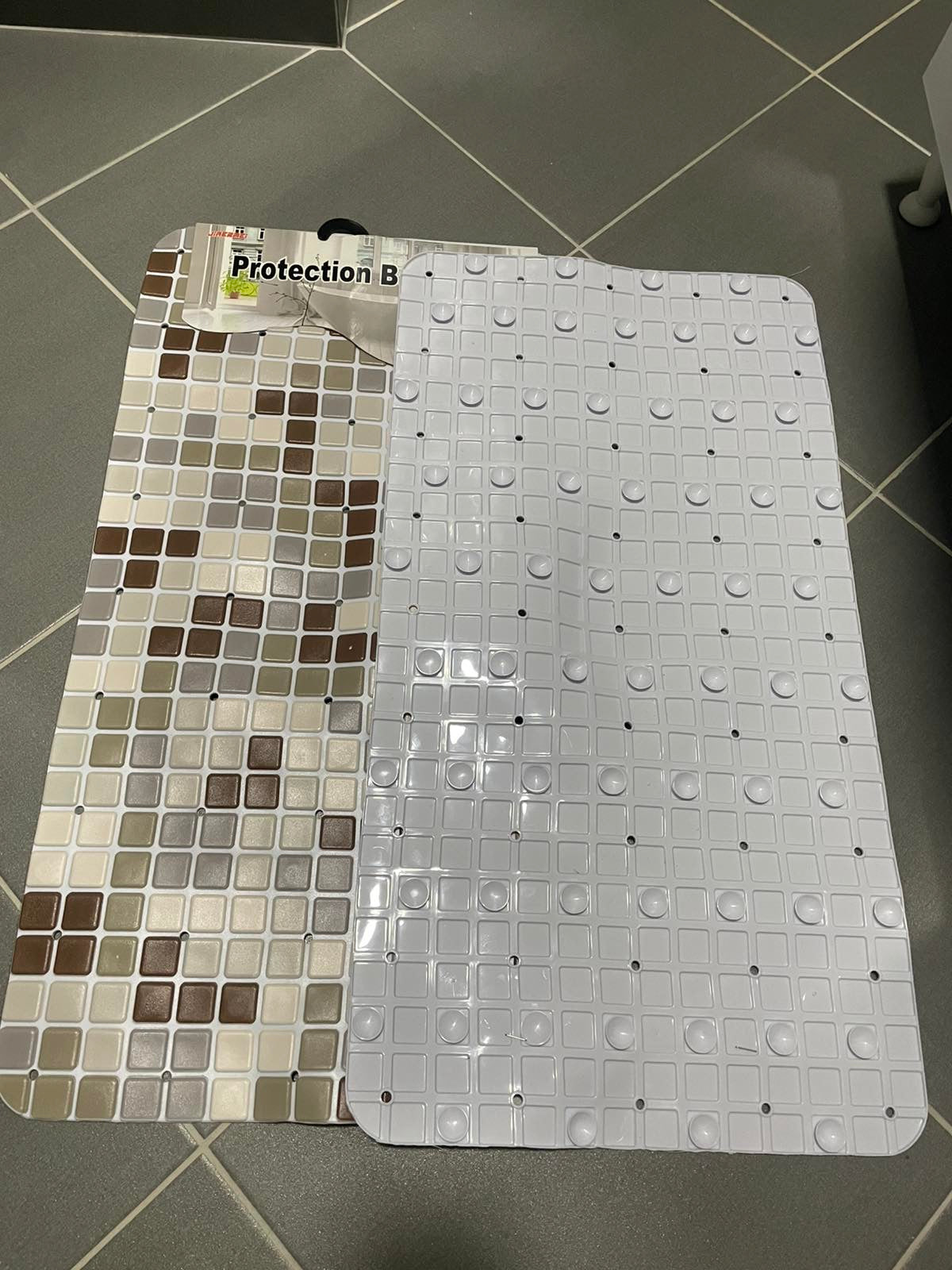 Protivklizna prostirka za kupatilo- 2 komada
