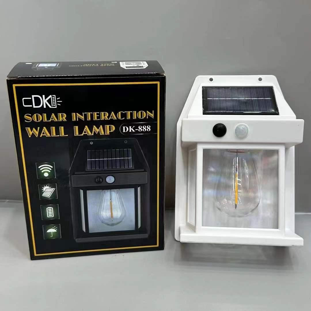 Solarna zidna lampa